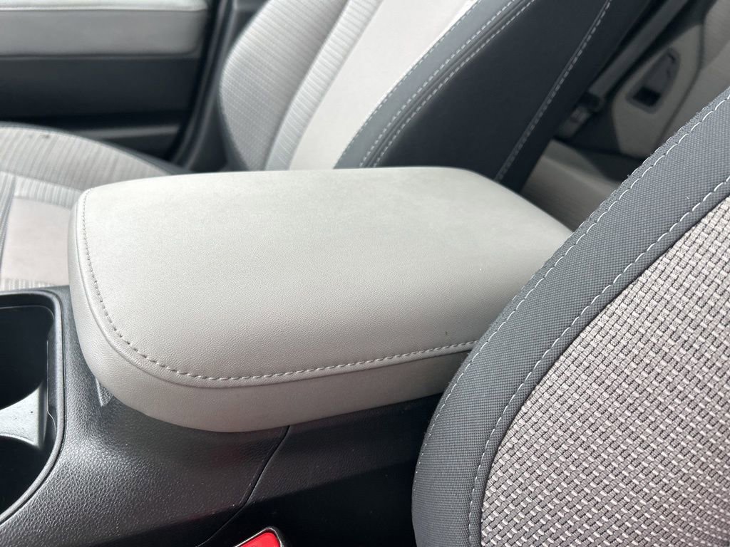 Used 2025 Subaru Outback Premium image 36