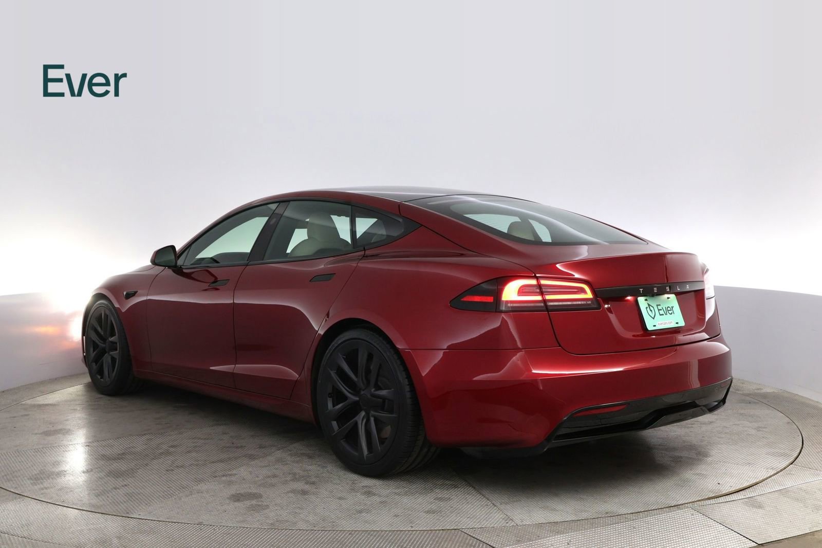 Used 2024 Tesla Model S AWD/4WD image 17