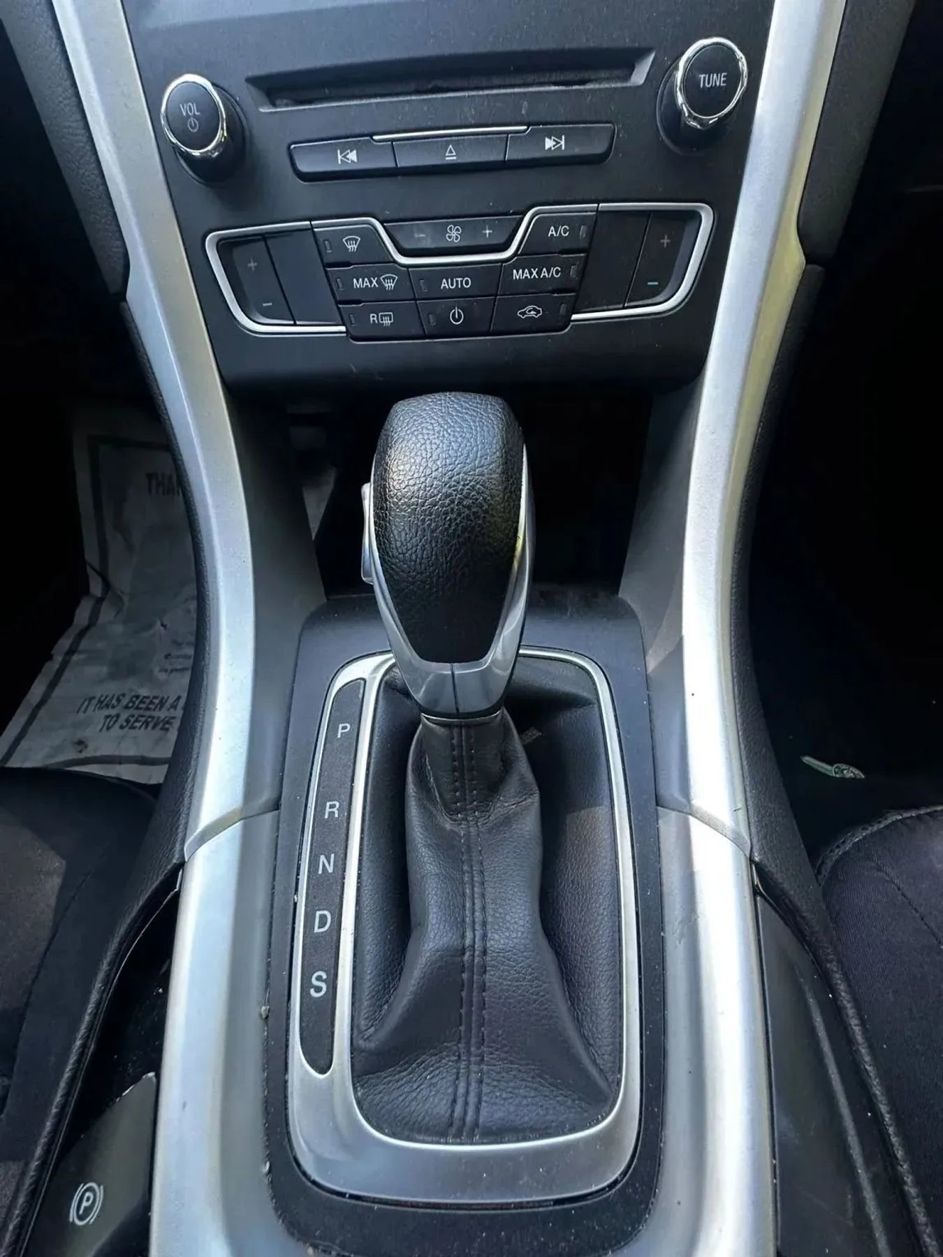 Used 2016 Ford Fusion SE image 29