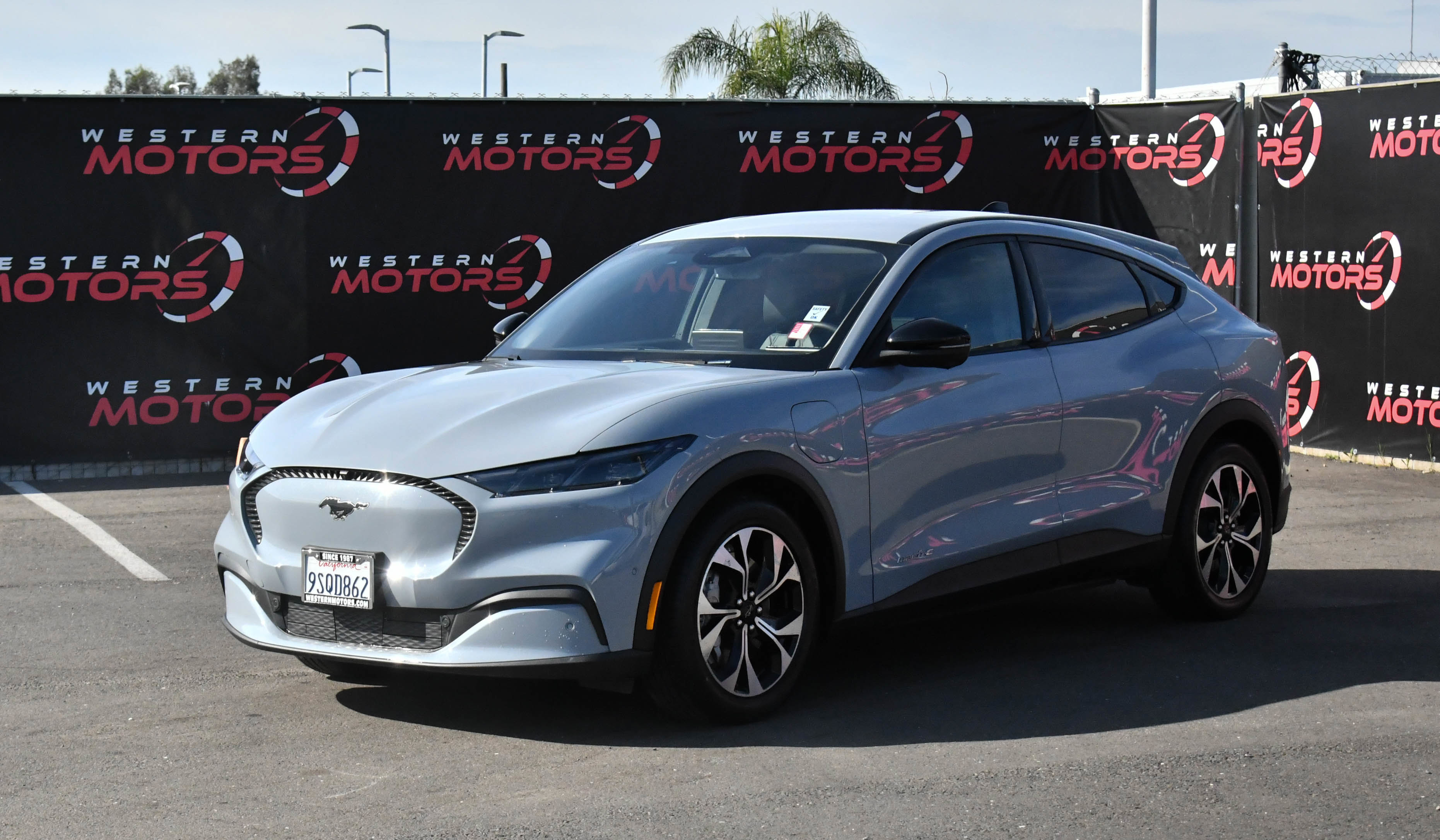 Used 2024 Ford Mustang Mach-E Select w/ Comfort Package Lite image 3