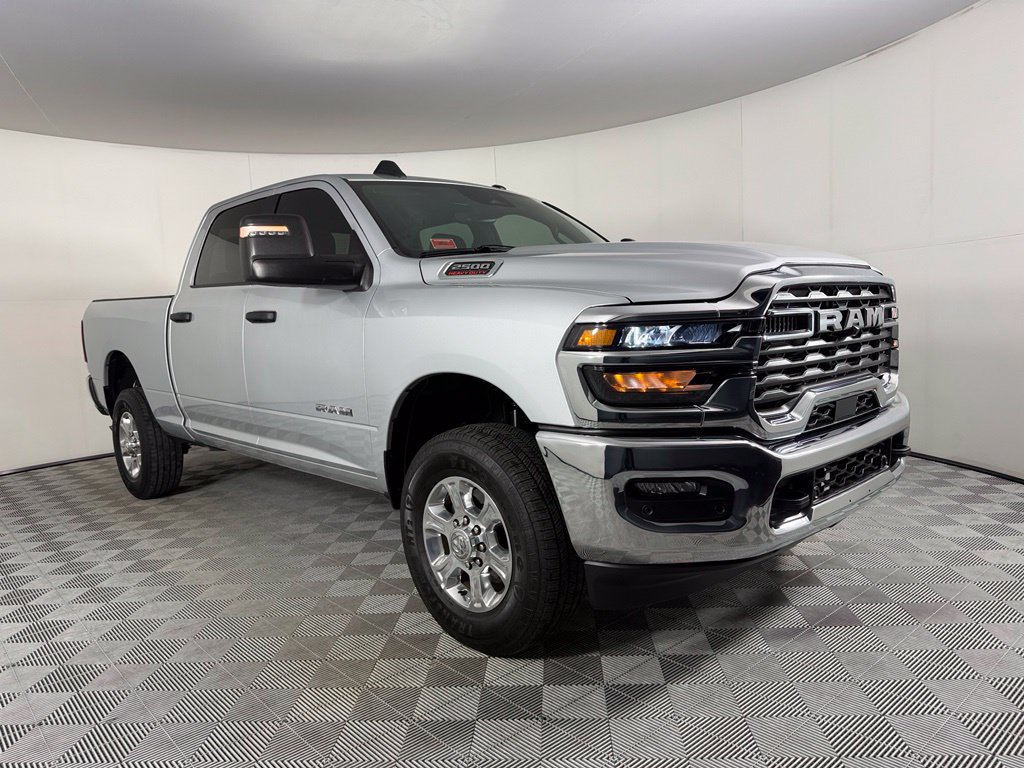 Used 2026 RAM 2500 Big Horn AWD/4WD image 5