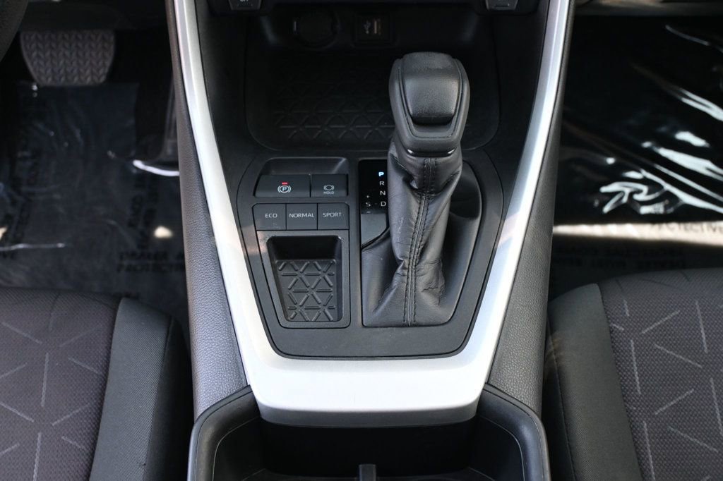 Used 2024 Toyota RAV4 XLE image 12