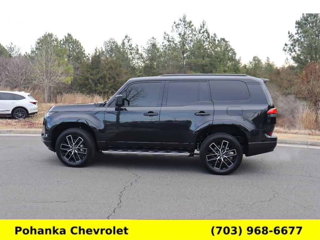 Used 2024 Lexus GX 550 image 4