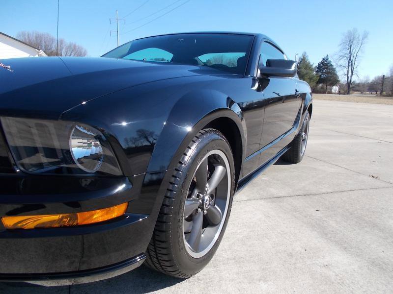 Used 2009 Ford Mustang GT image 9