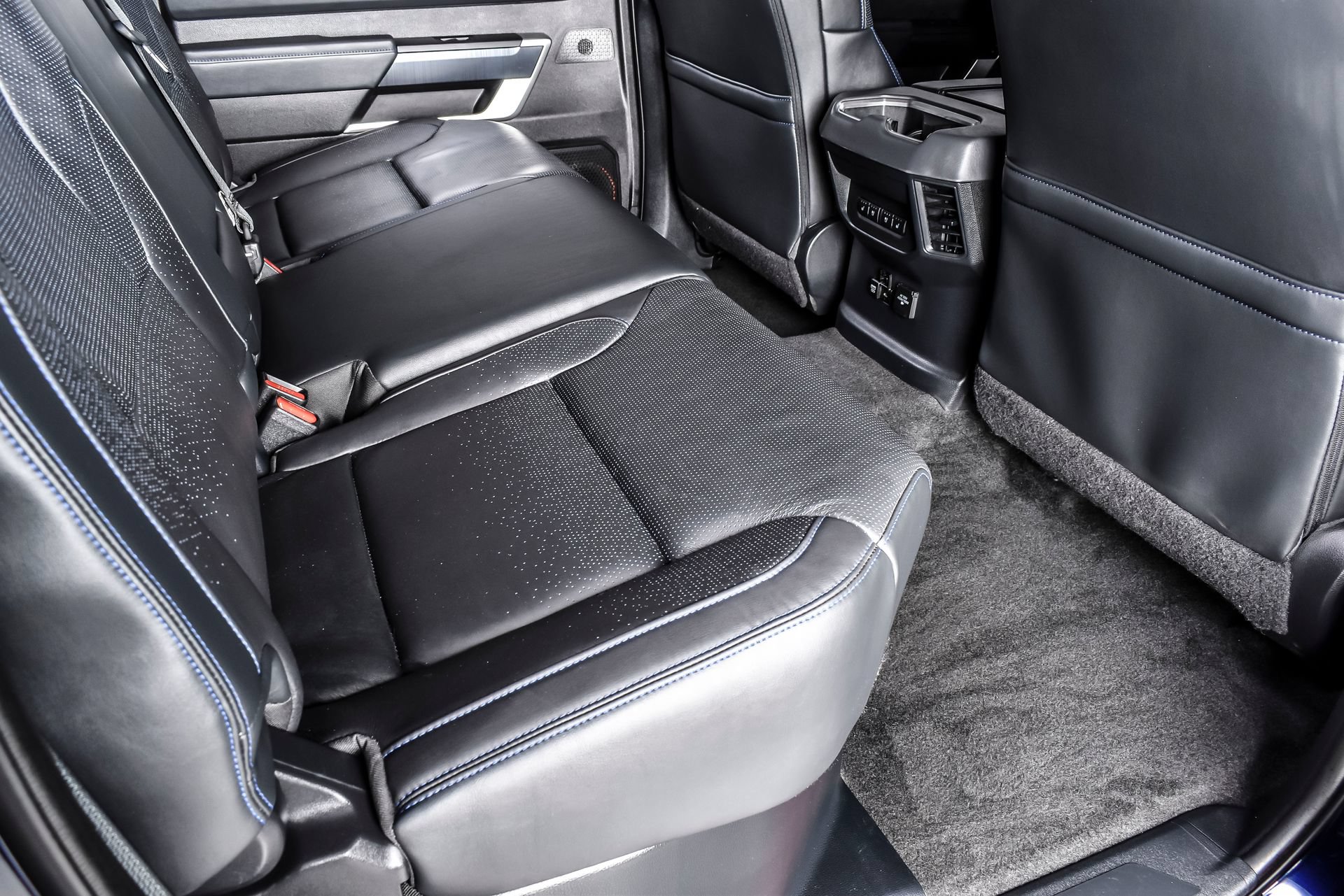 Used 2023 Toyota Tundra Platinum AWD/4WD image 20