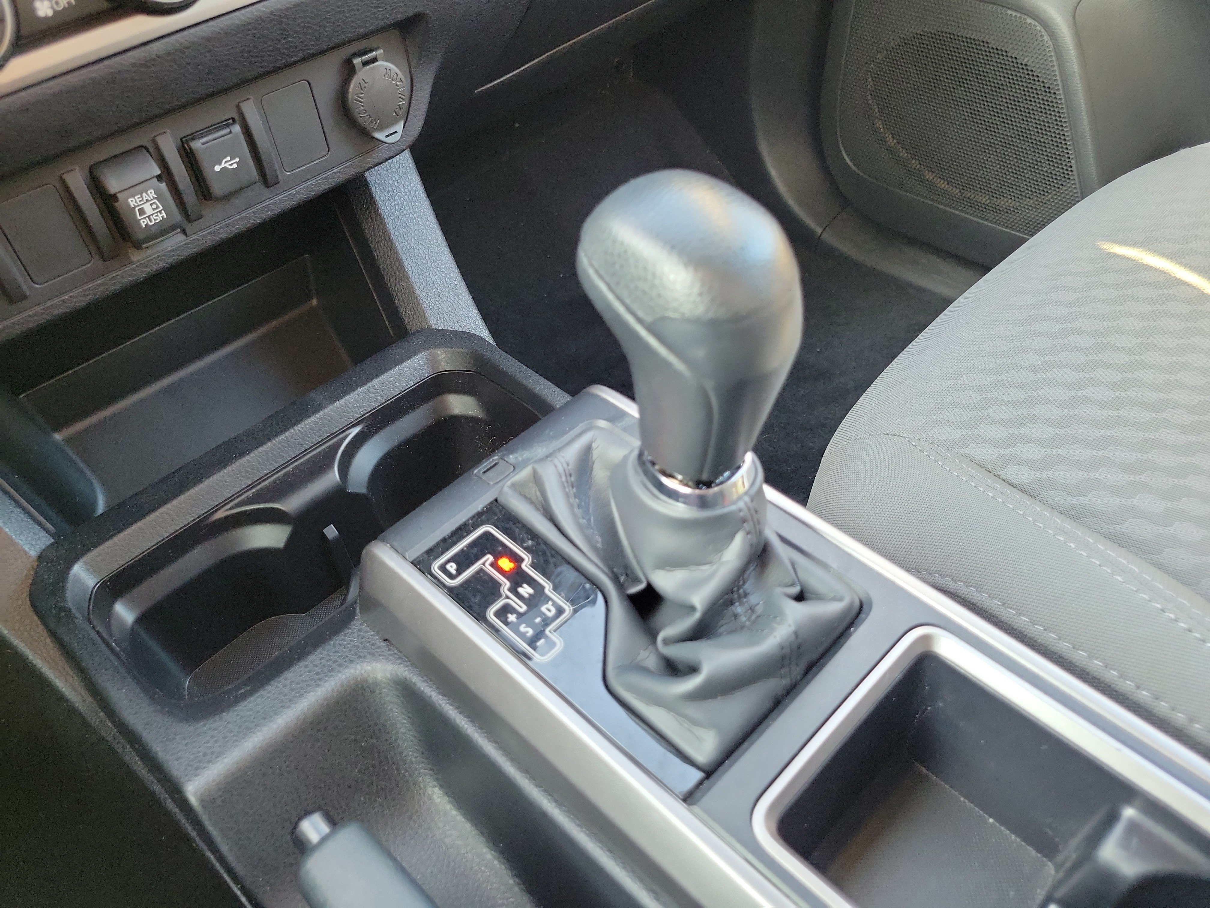Used 2023 Toyota Tacoma SR5 RWD image 28
