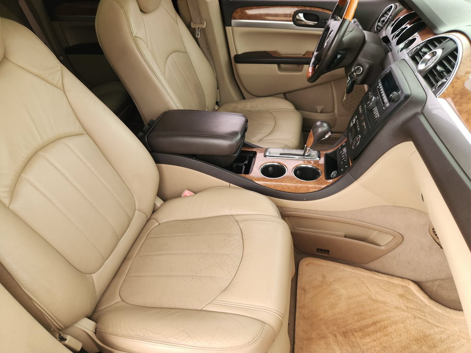 Used 2009 Buick Enclave CXL FWD image 15