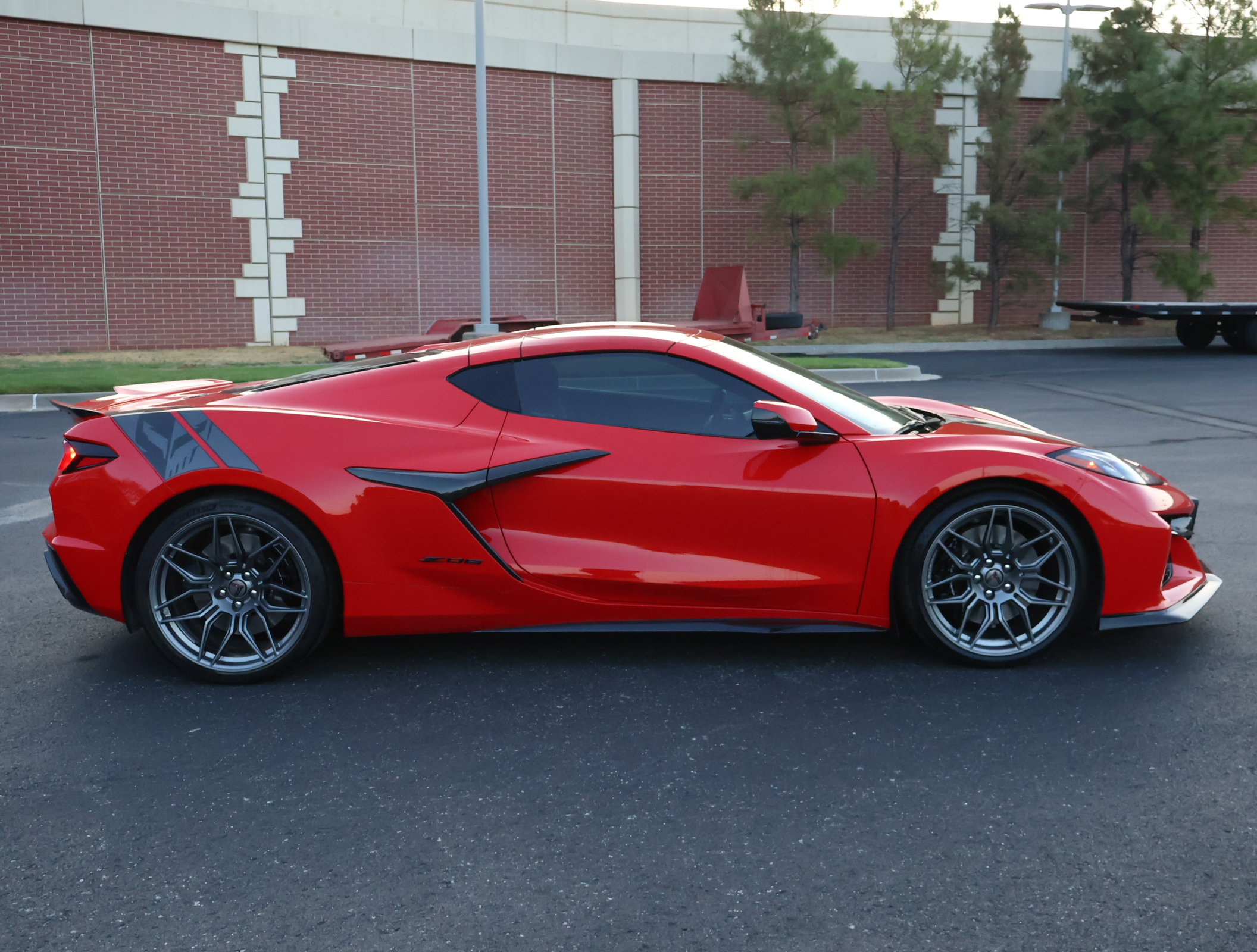 Used 2023 Chevrolet Corvette Z06 RWD image 39