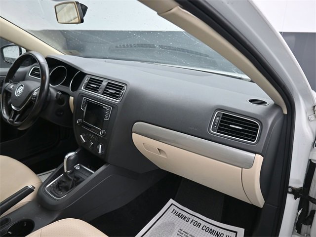 Used 2018 Volkswagen Jetta SE image 9