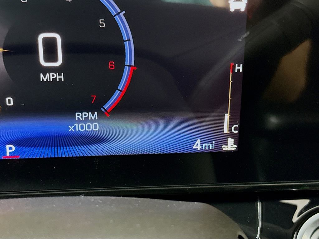 New 2026 Chevrolet Trax RS w/ Sunroof Package image 12