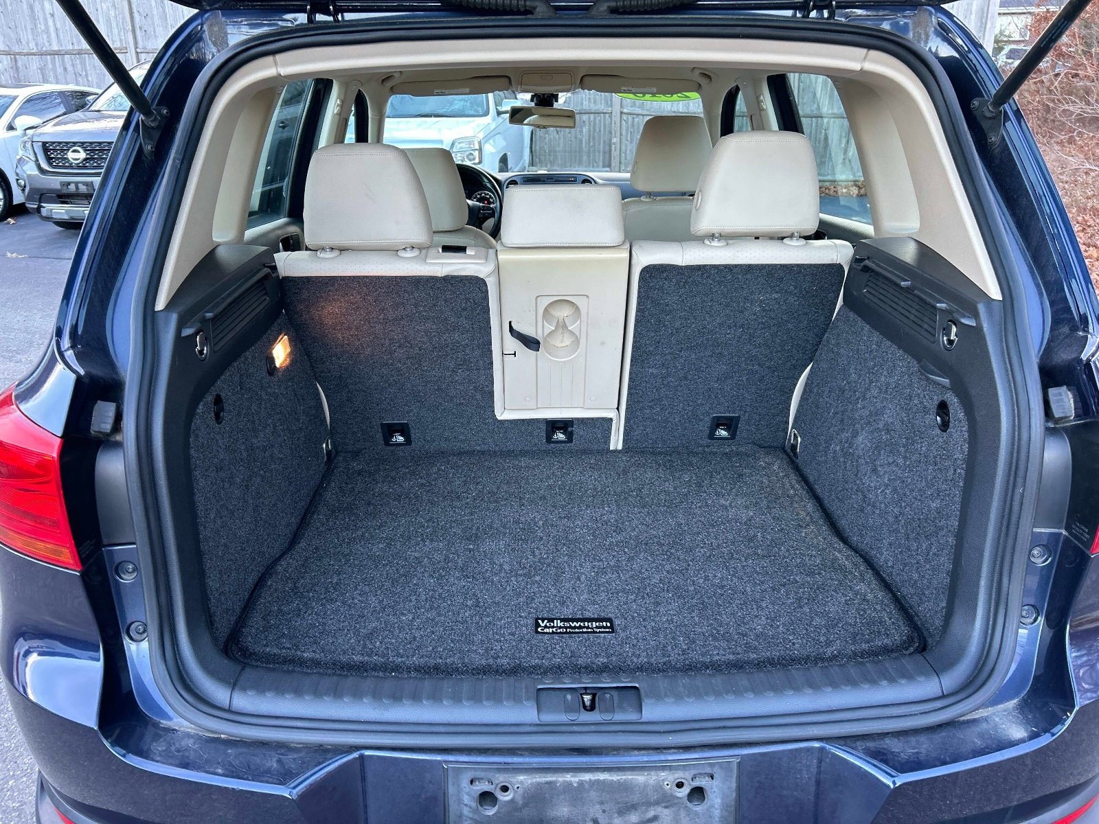 Used 2016 Volkswagen Tiguan SE image 13