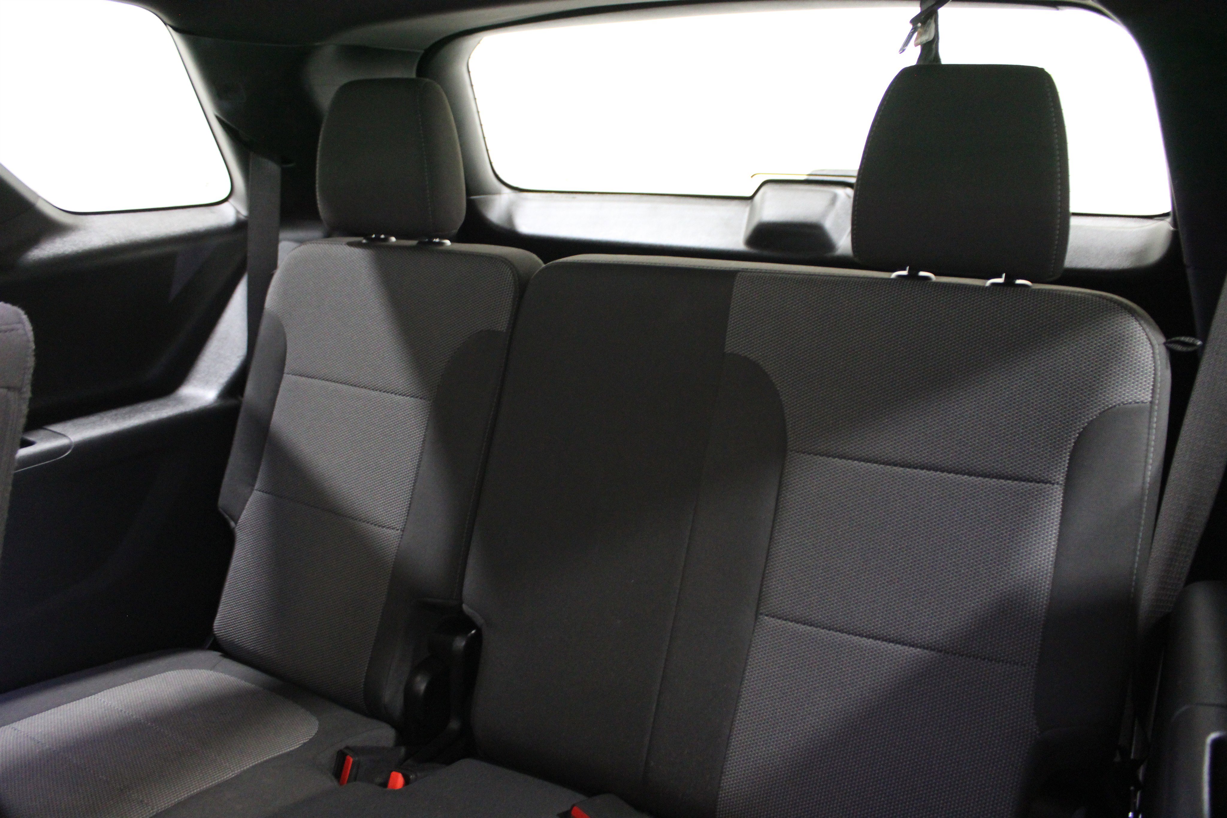 Used 2023 Chevrolet Traverse LT image 28