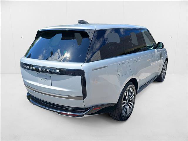 New 2025 Land Rover Range Rover SE image 5