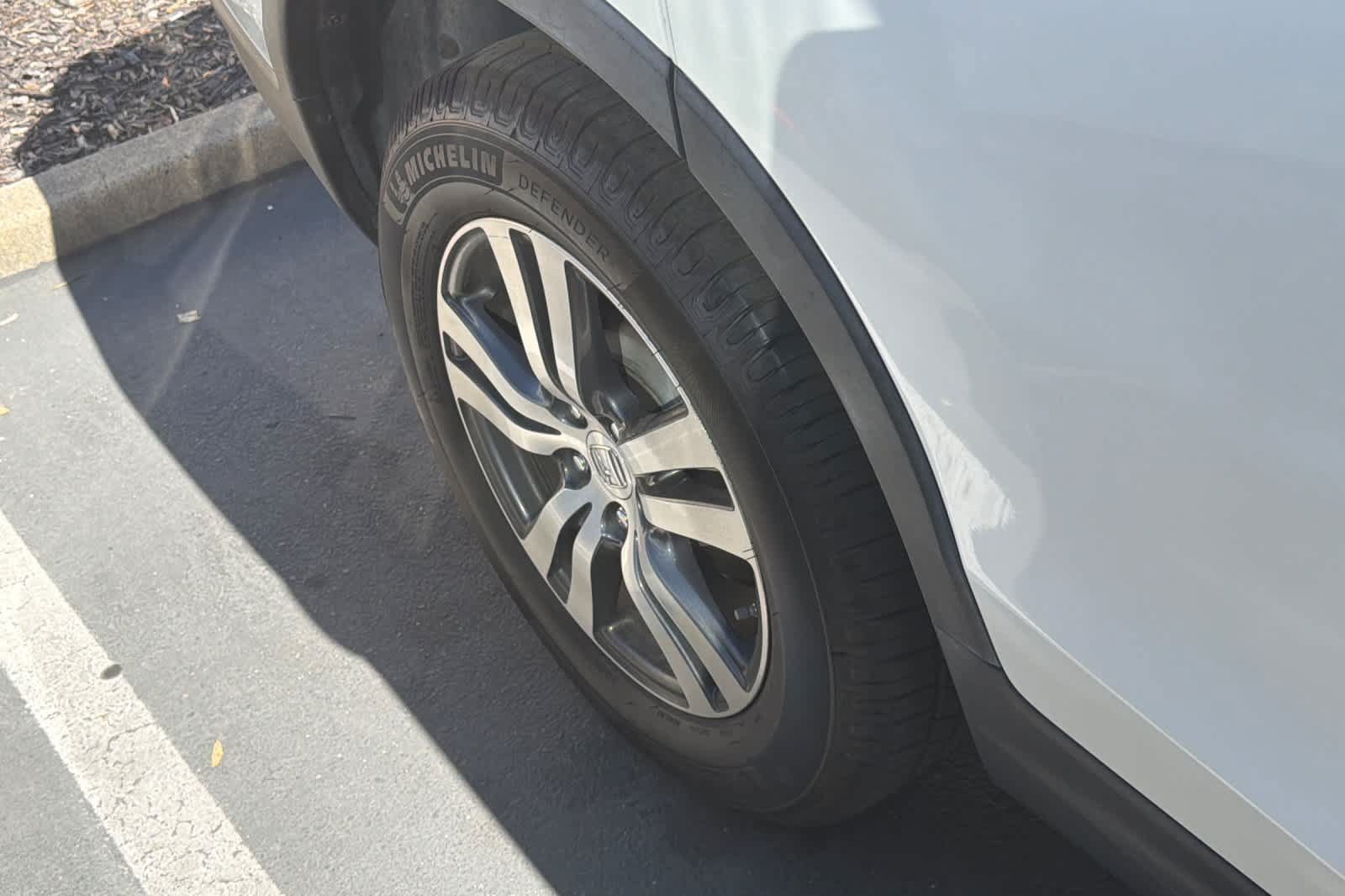 Used 2017 Honda Pilot EX-L image 14