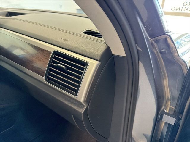 Used 2019 Volkswagen Atlas SEL Premium image 39