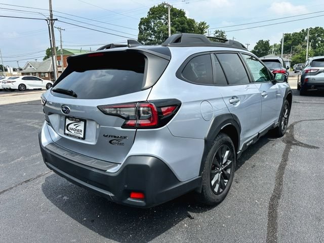 Used 2024 Subaru Outback Onyx Edition AWD/4WD image 8