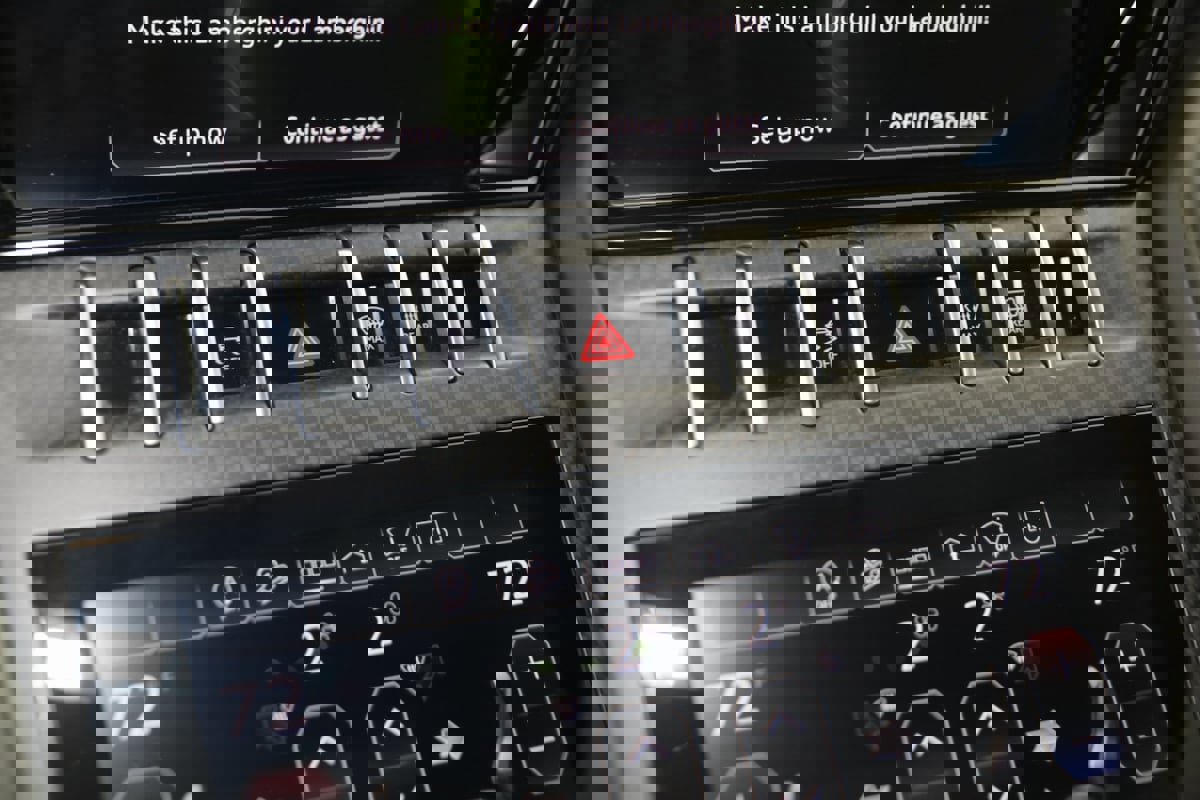 Used 2022 Lamborghini Urus image 55