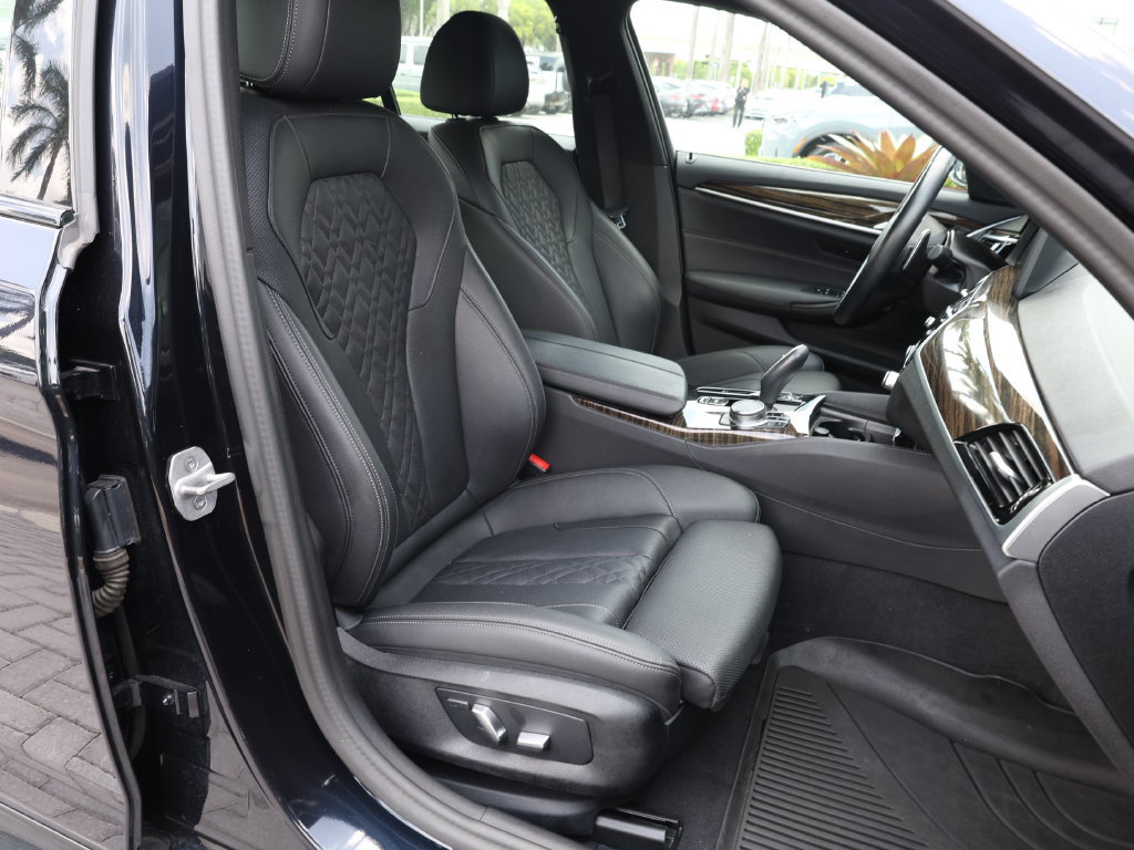 Used 2023 BMW 530i xDrive w/ M Sport Package AWD/4WD image 23