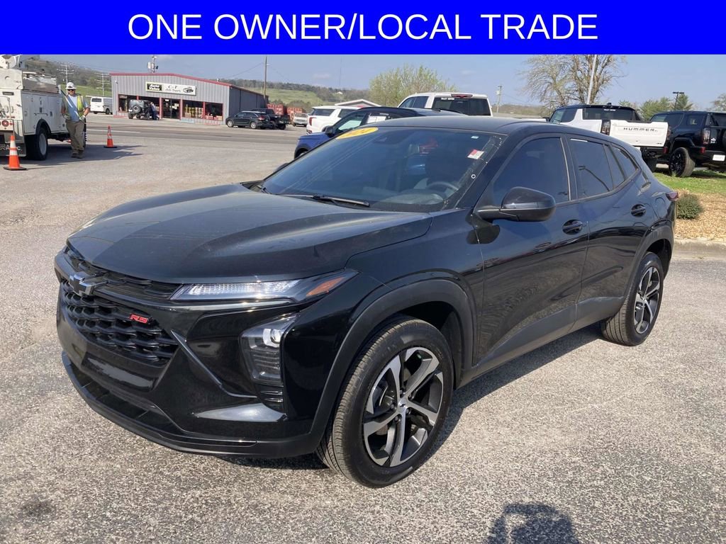 Used 2024 Chevrolet Trax RS image 8
