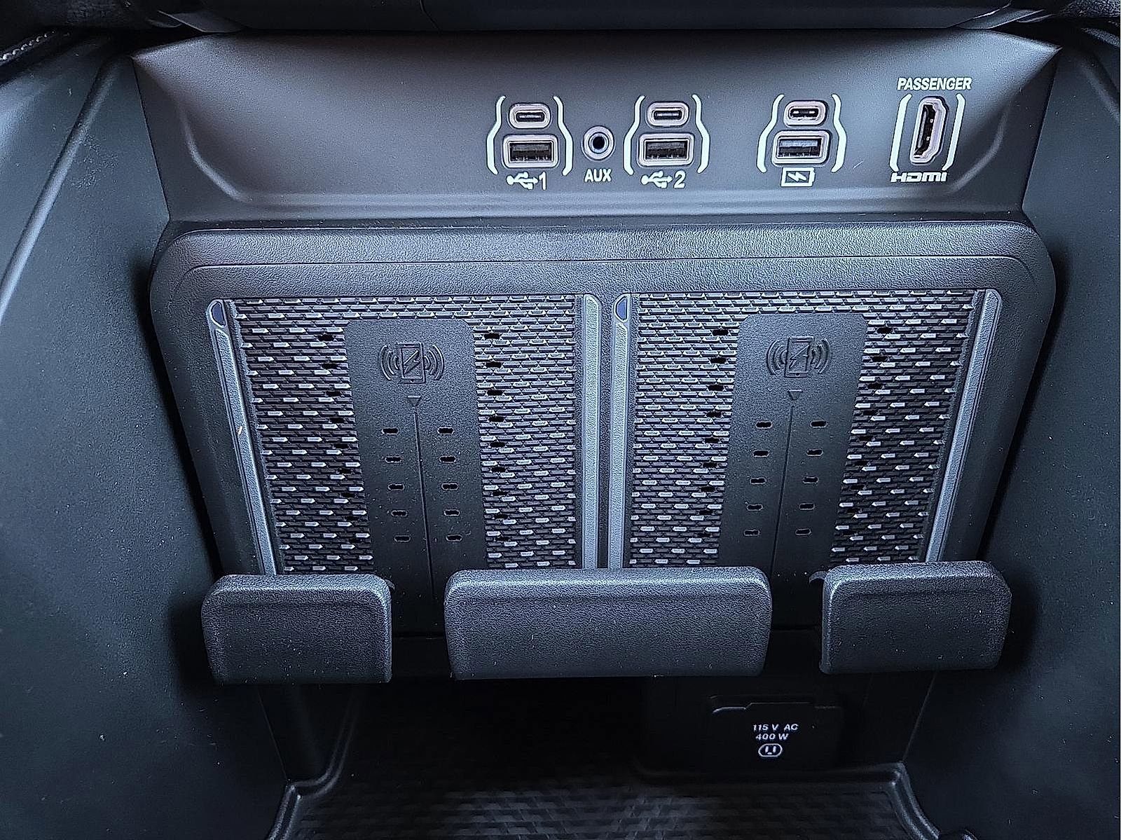 New 2026 RAM 1500 Limited w/ Body Color Bumper Group image 17