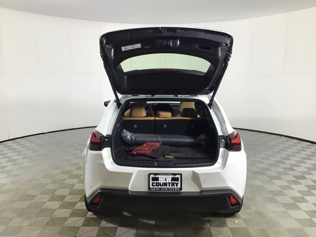 Used 2025 Lexus UX 300h 300h Premium image 21