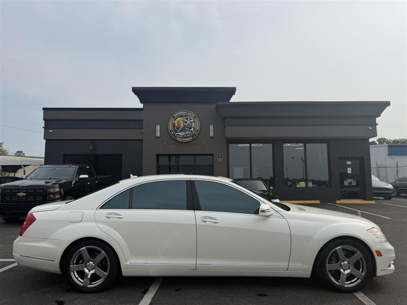 Used 2010 Mercedes-Benz S 550 image 7