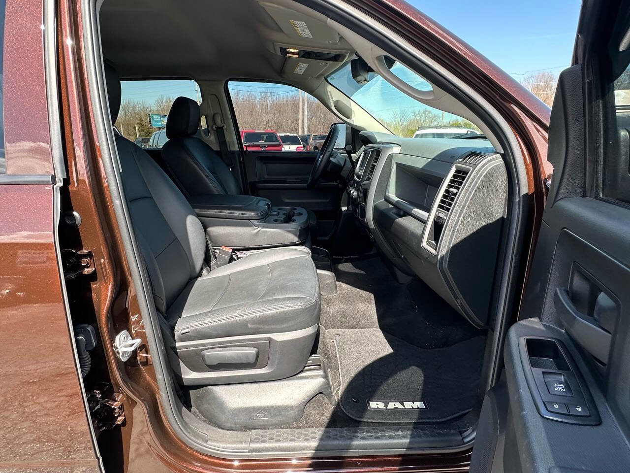 Used 2015 RAM 1500 ST w/ SXT Appearance Group image 23