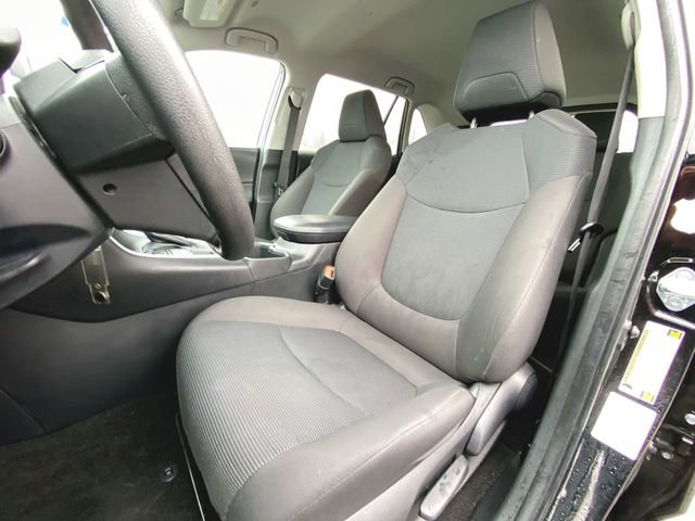 Used 2024 Toyota RAV4 LE image 17