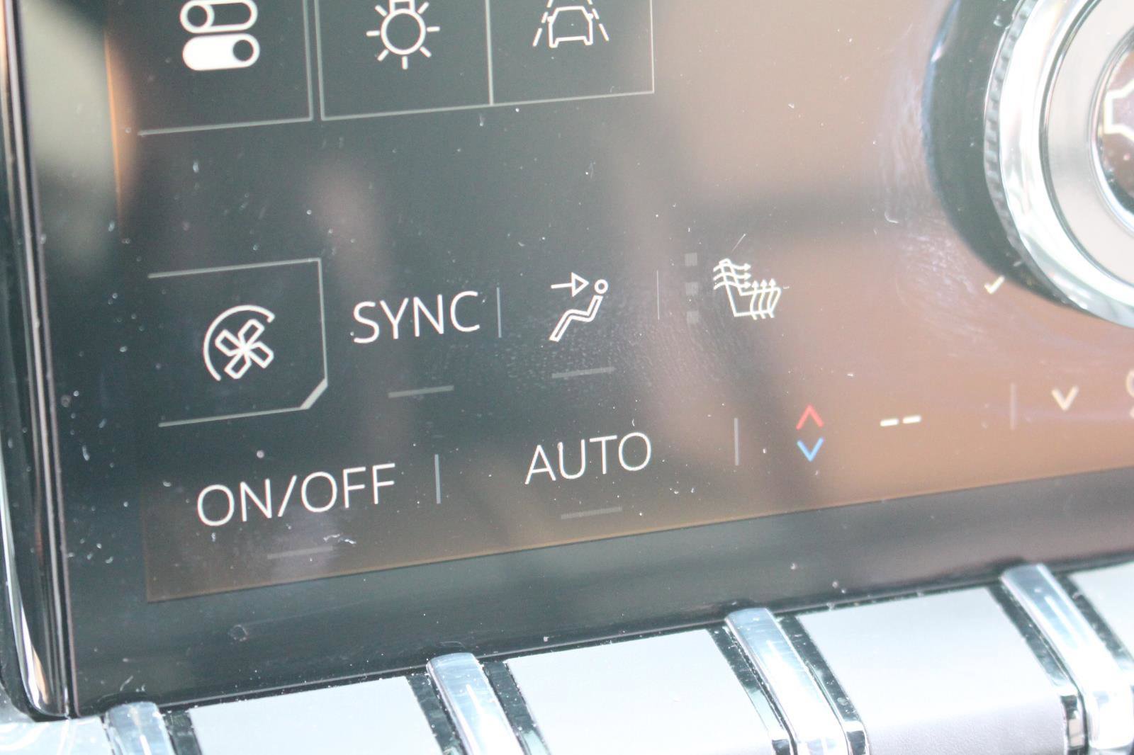 New 2025 GMC Acadia Elevation w/ Elevation Premium Package image 24