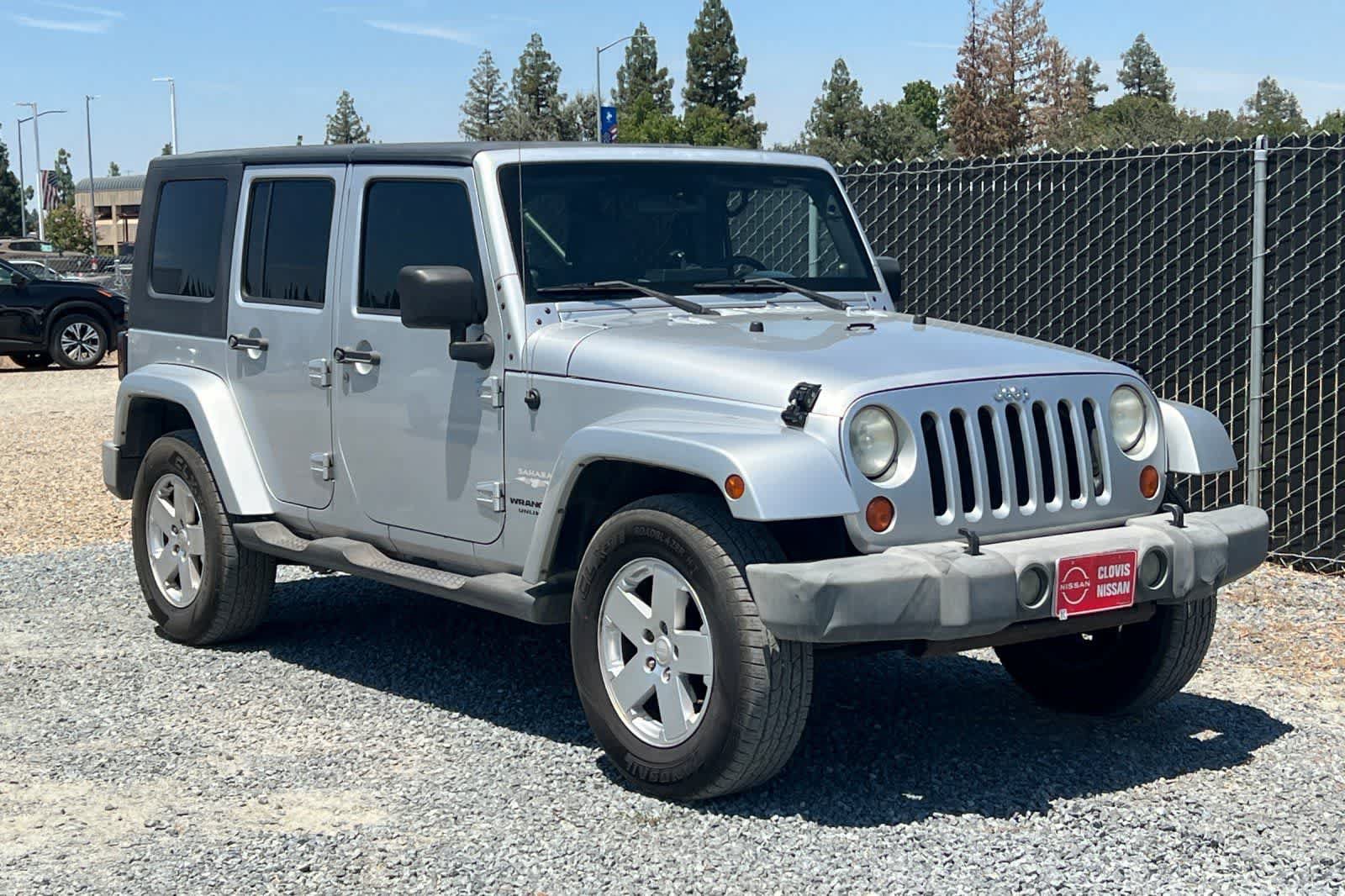 Used 2007 Jeep Wrangler Unlimited Sahara AWD/4WD image 10