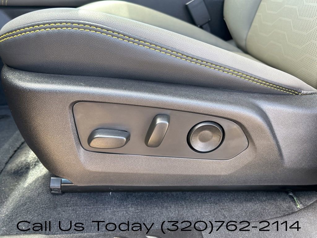 Certified 2025 Chevrolet Colorado ZR2 w/ Technology Package AWD/4WD image 18
