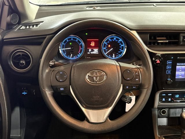 Certified 2018 Toyota Corolla LE FWD image 14