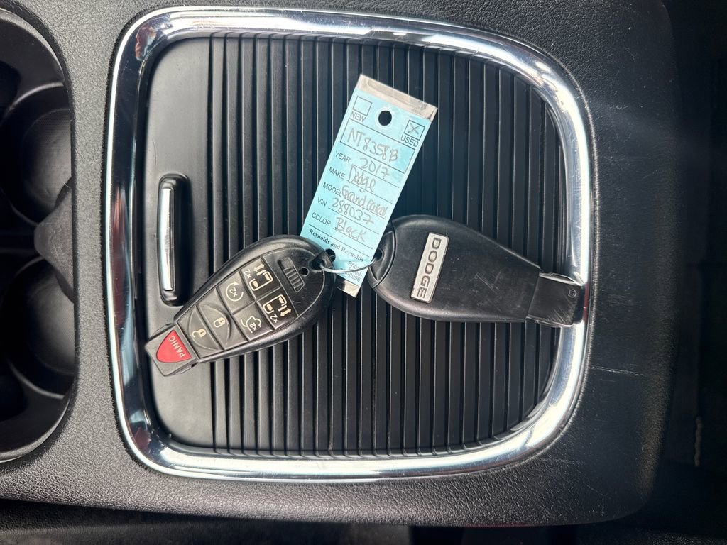 Used 2018 Dodge Grand Caravan GT FWD image 39