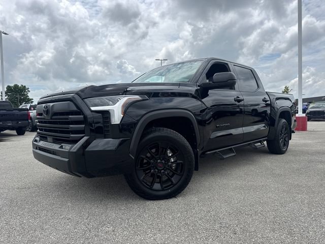 Used 2025 Toyota Tundra SR5 w/ SR5 Premium Package RWD image 1