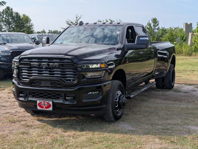 New 2026 RAM 3500 Big Horn AWD/4WD image 4
