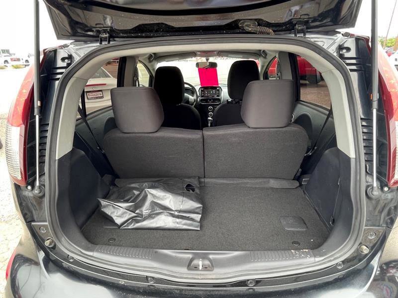 Used 2016 Mitsubishi i ES image 9