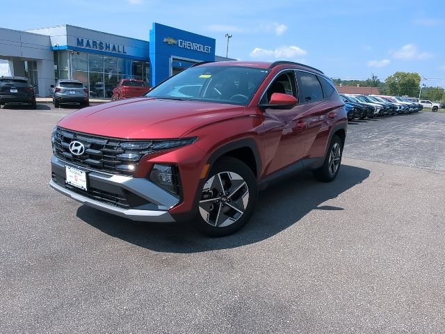 Used 2025 Hyundai Tucson SEL AWD/4WD image 3