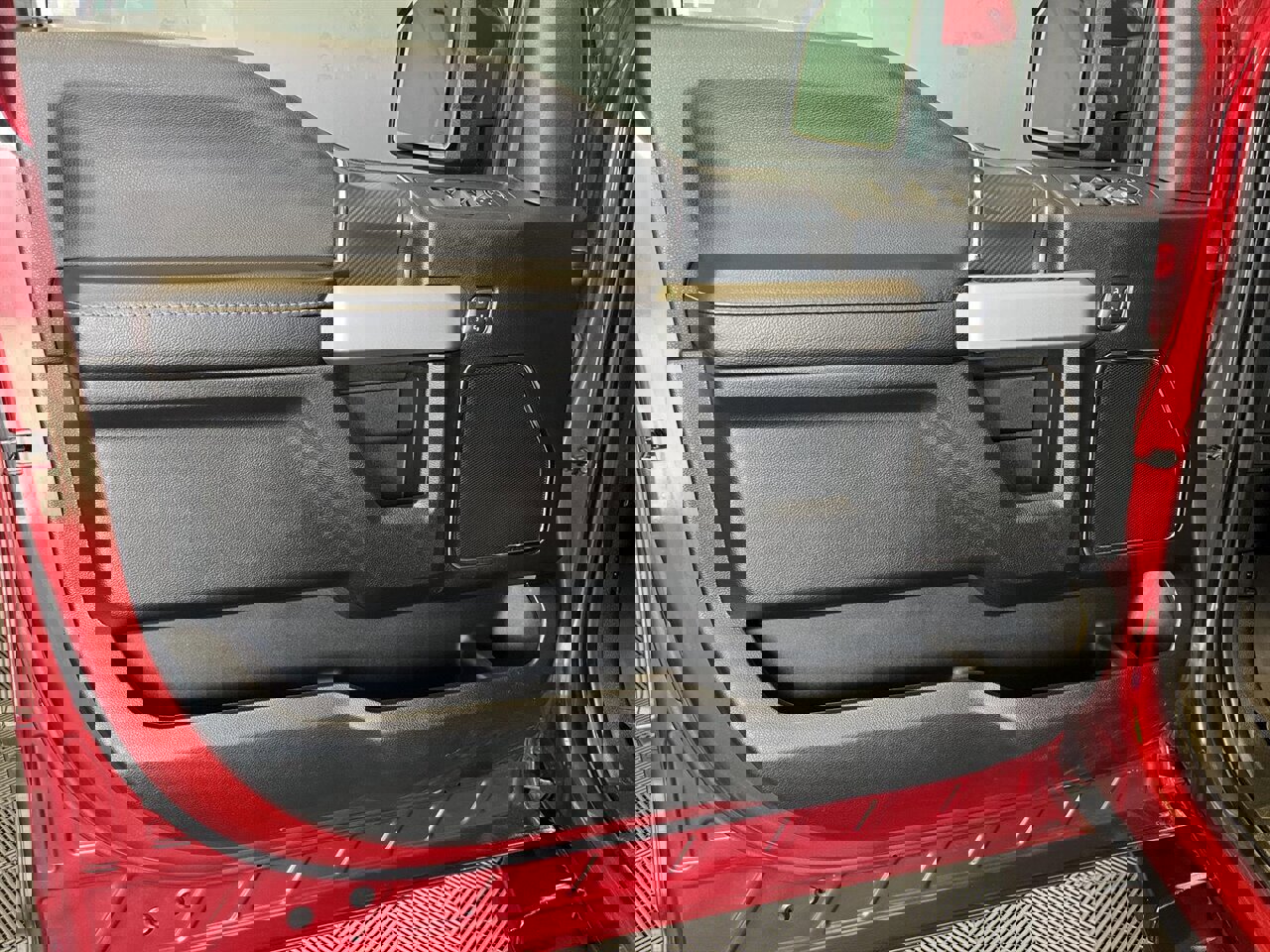 Used 2019 Ford F150 Lariat image 19