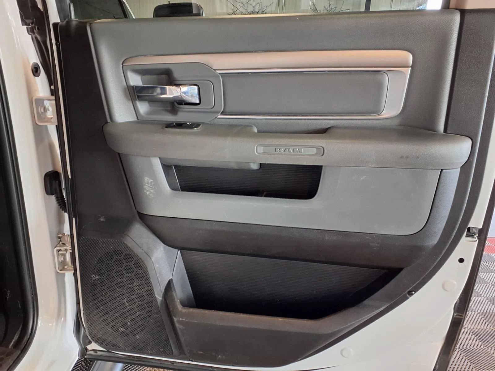 Used 2018 RAM 1500 Big Horn AWD/4WD image 9