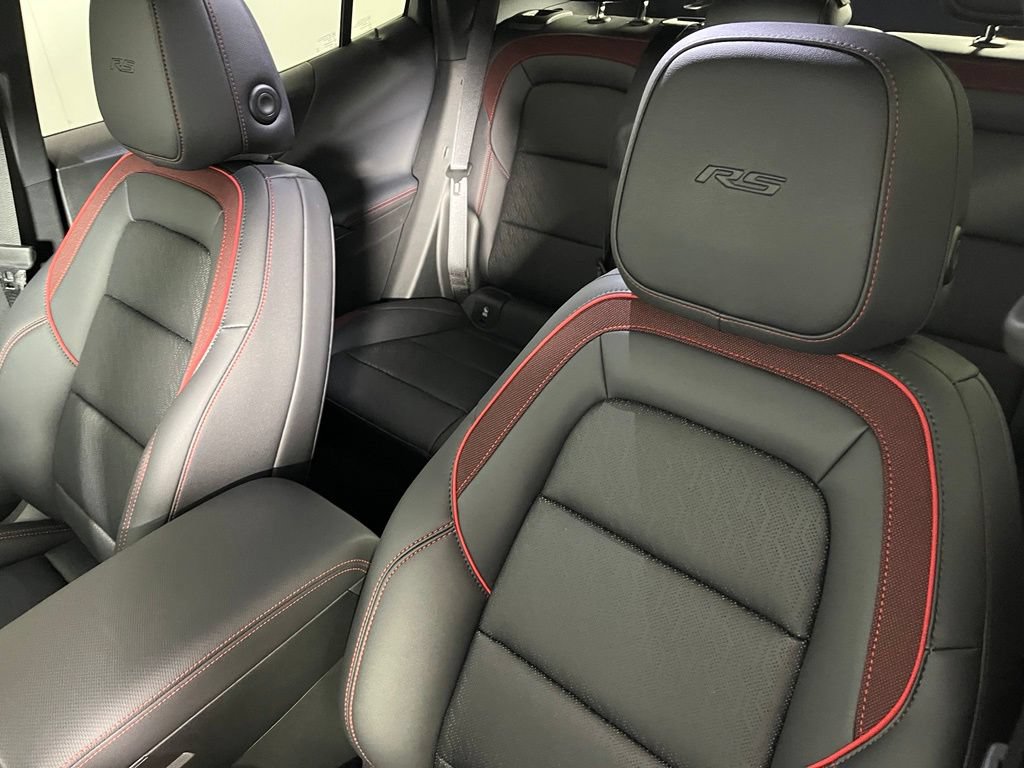 New 2027 Chevrolet Equinox RS w/ Convenience Package III FWD image 8