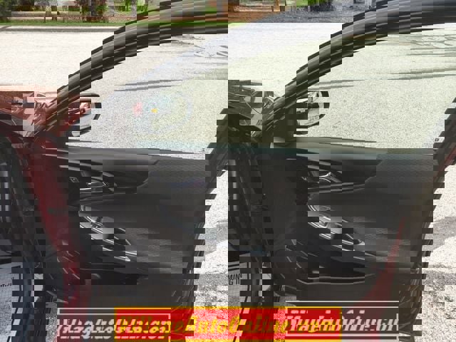 Used 2016 Chevrolet Malibu LT FWD image 38