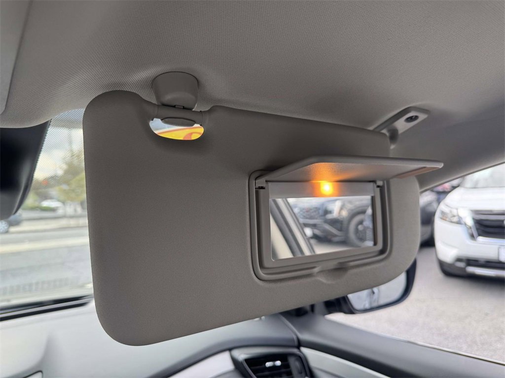 Used 2020 Nissan Rogue Sport SV w/ Technology Package image 32