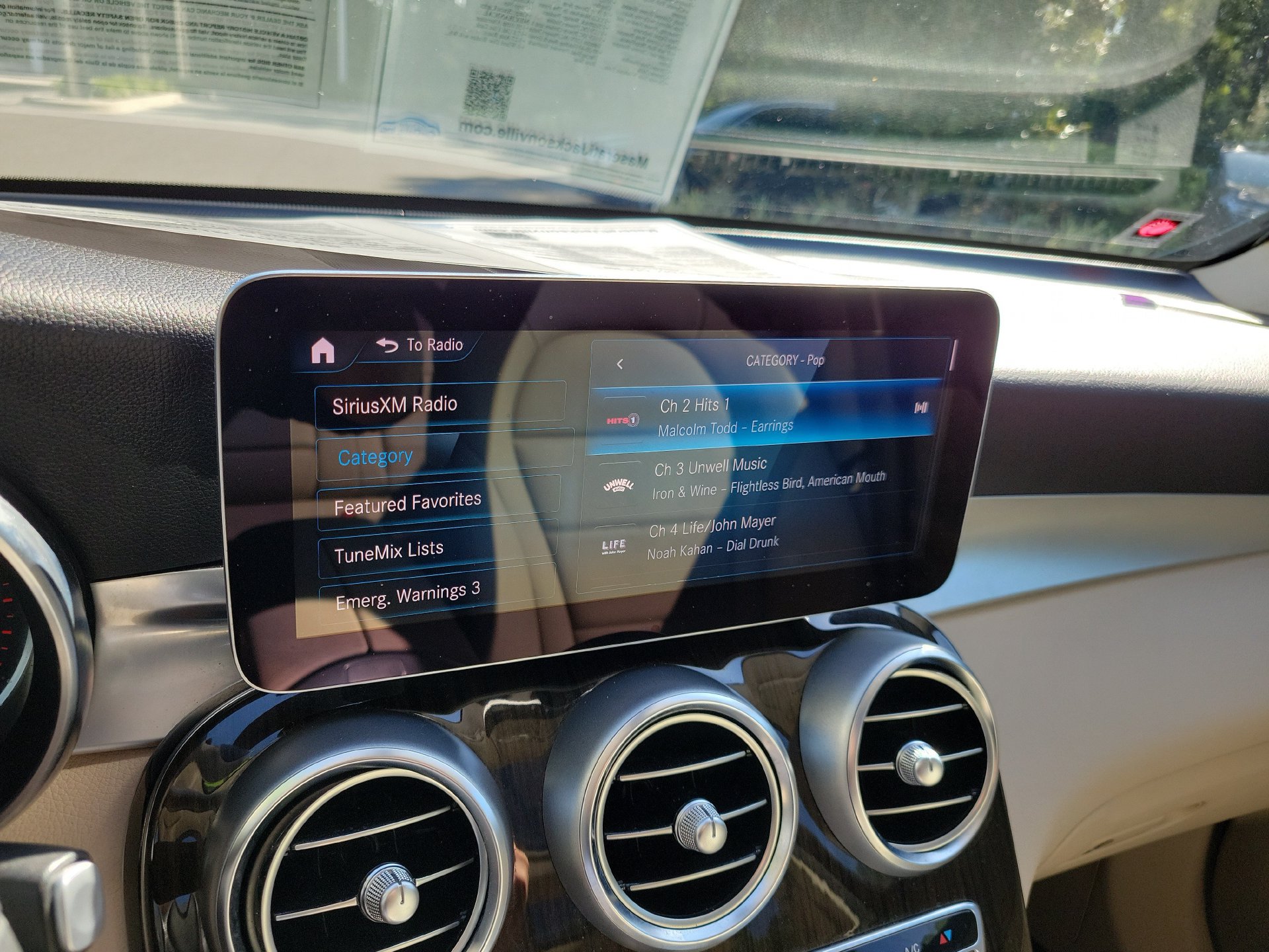 Used 2021 Mercedes-Benz GLC 300 w/ Premium Package image 42