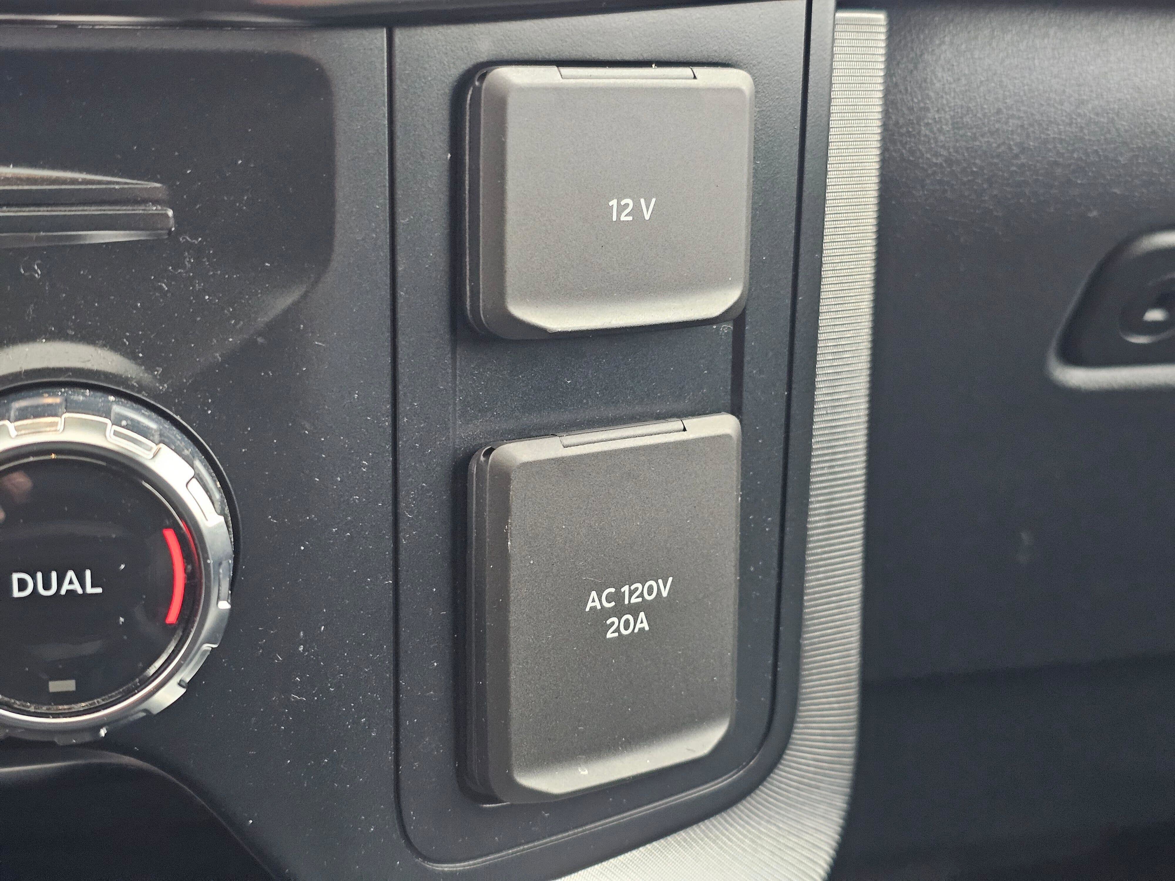 Used 2024 Ford F150 Platinum w/ FX4 Off-Road Package image 24