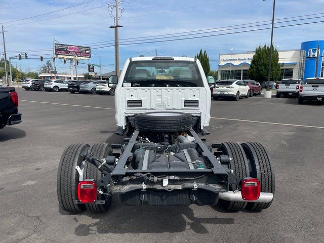 New 2025 Ford F450 XL w/ XL Chrome Package image 11