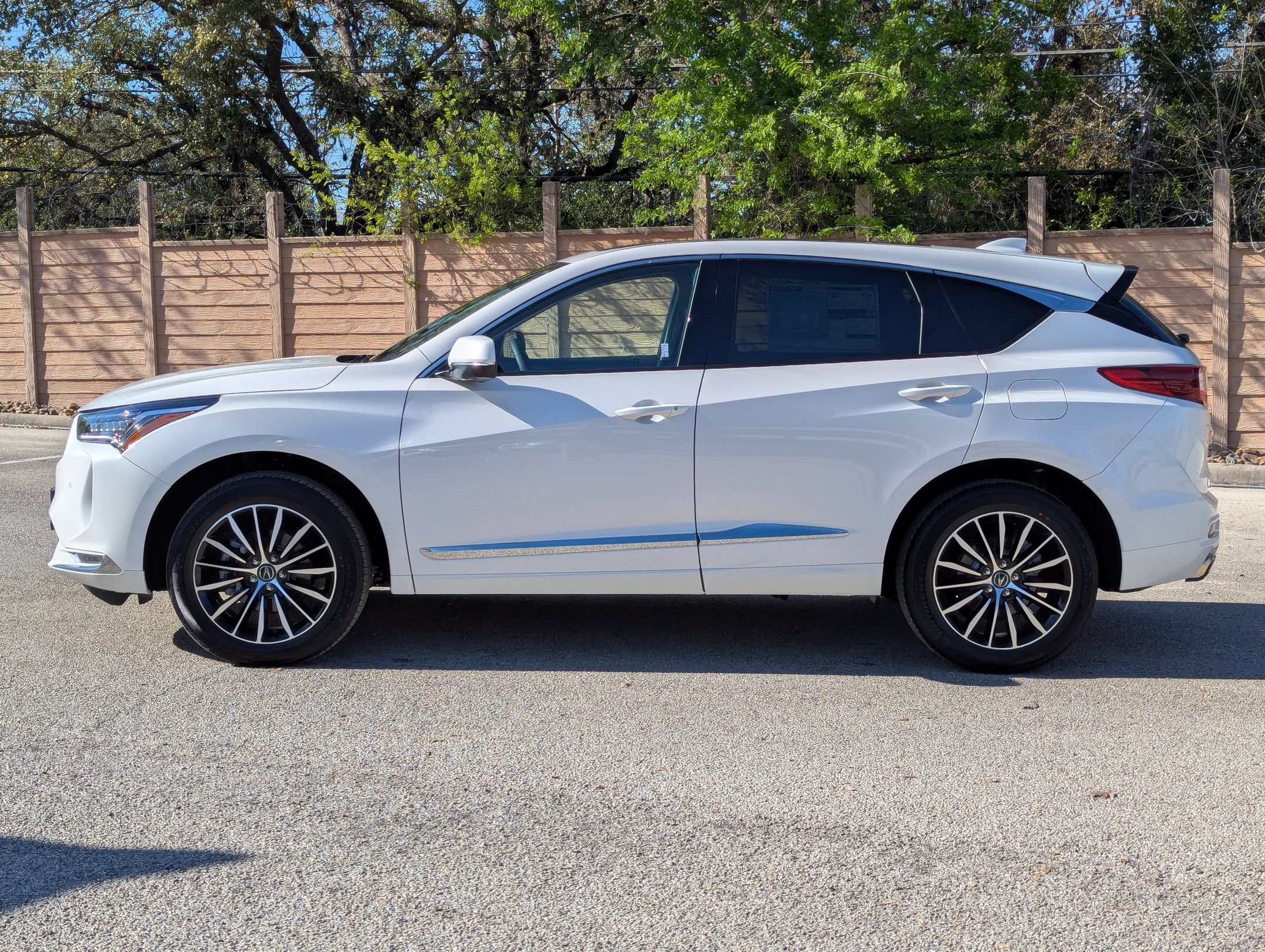 New 2026 Acura RDX SH-AWD w/ Advance Package image 7
