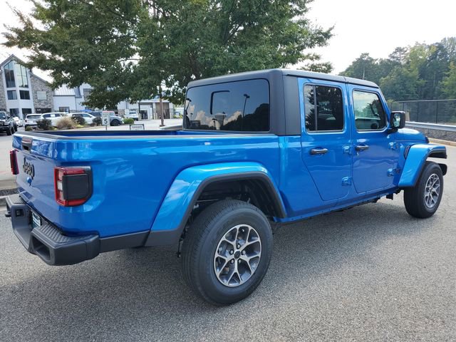 New 2025 Jeep Gladiator Sport AWD/4WD image 6