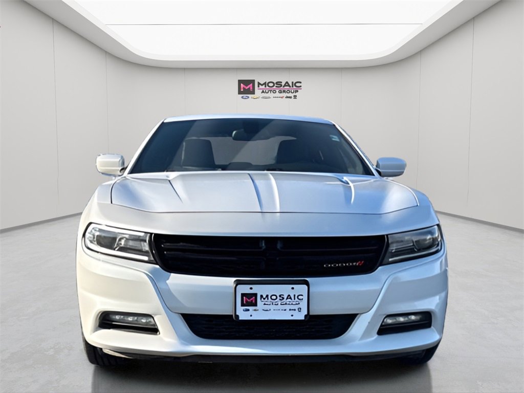 Used 2016 Dodge Charger SXT w/ AWD Plus Group image 2