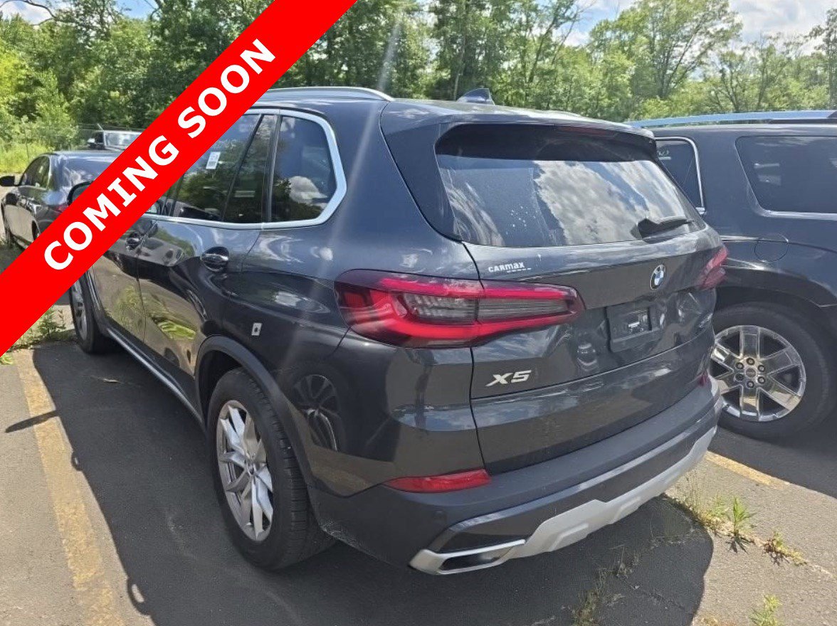 Used 2022 BMW X5 xDrive40i w/ Premium Package AWD/4WD image 4