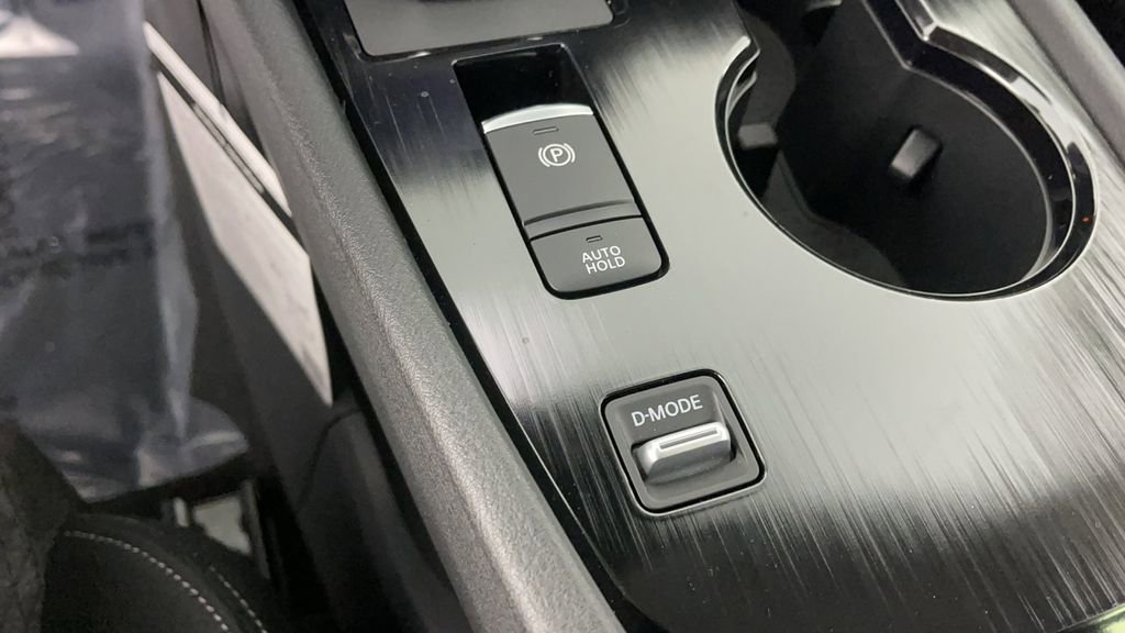 New 2025 Nissan Rogue SV image 17